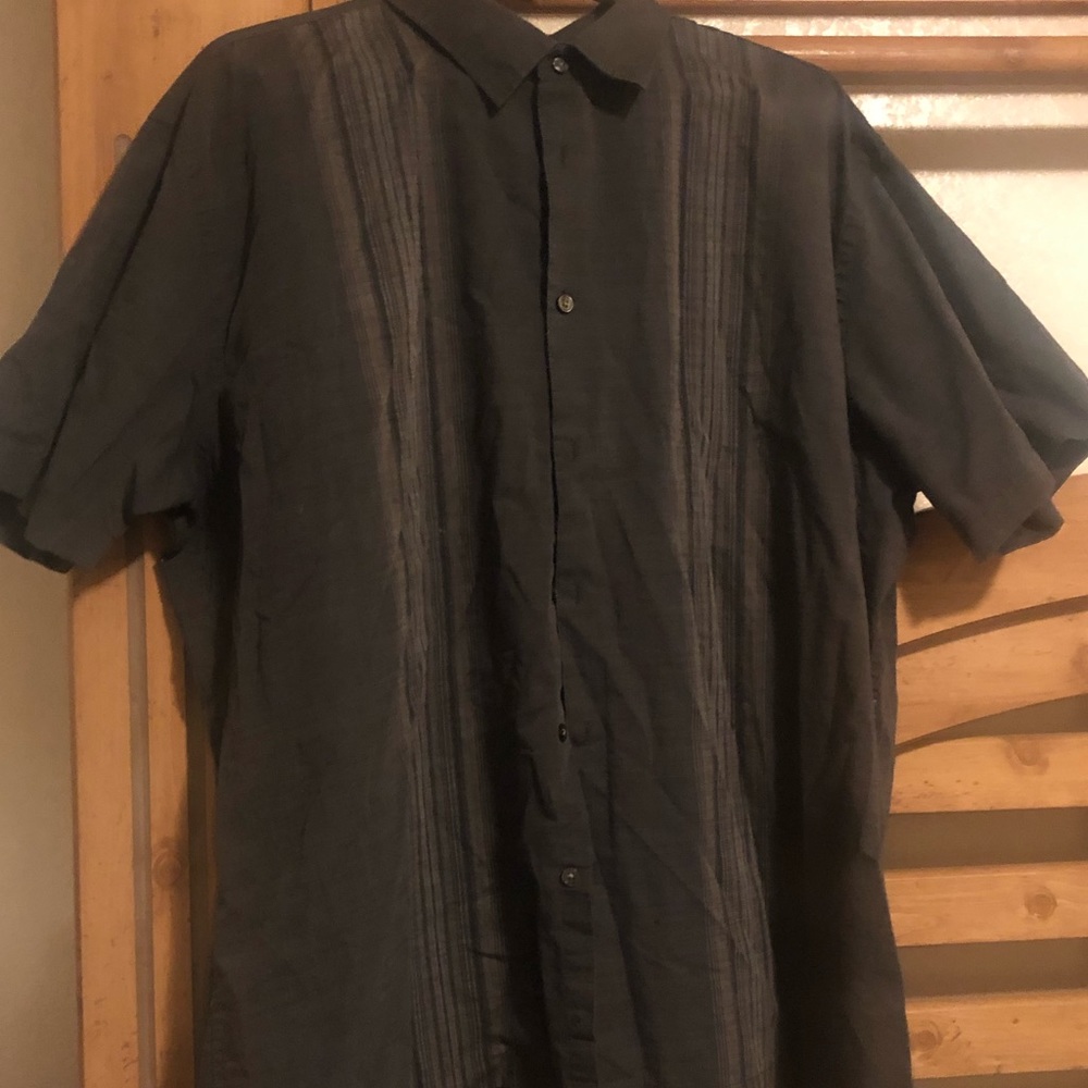 VAN HEUSEN MEN SHORT SLEEVE SHORT